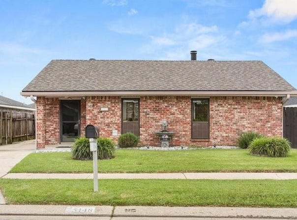 5148 DUELING OAKS Avenue, Marrero, LA 70072