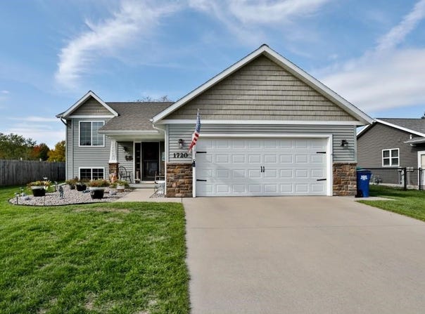 1720 MORTENSON DRIVE, Wausau, WI 54401