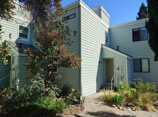 230 Courtyards E, Windsor, CA 95492