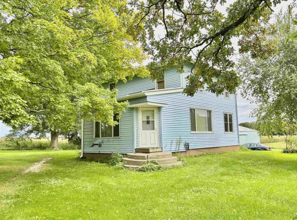 7575 Manchester Road, CAPRON, IL 61012