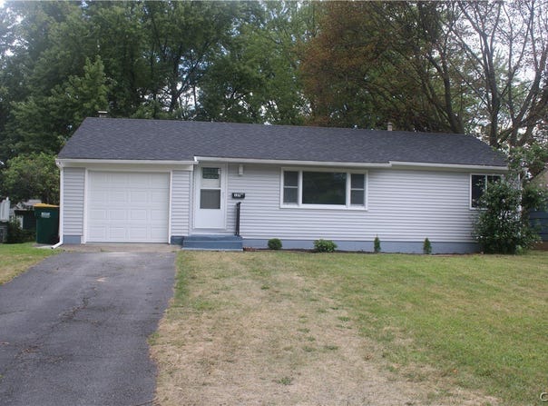 127 Oakley Drive, Syracuse, NY 13212