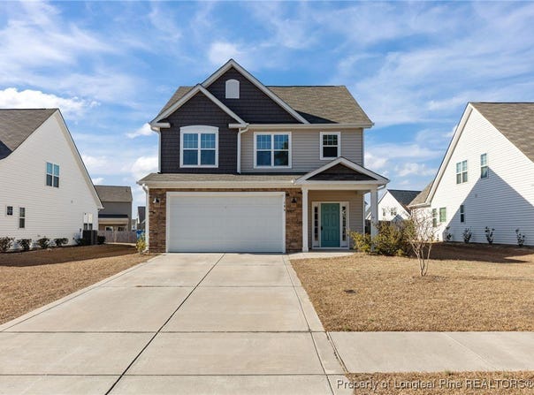190 Cromwell Court, Raeford, NC 28376