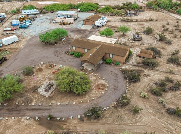 12027 S DEAN Road, Buckeye, AZ 85326
