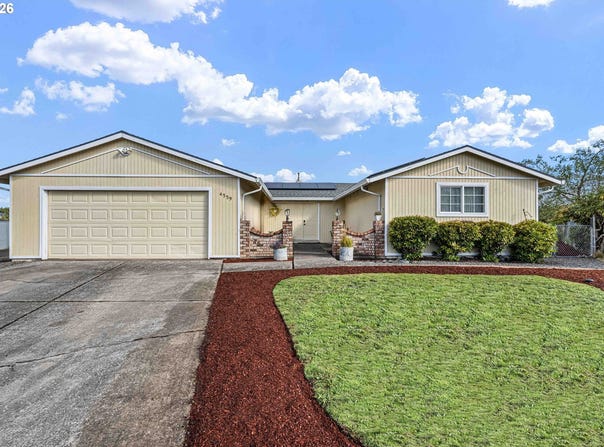 4559 SOUZA St, Eugene, OR 97402