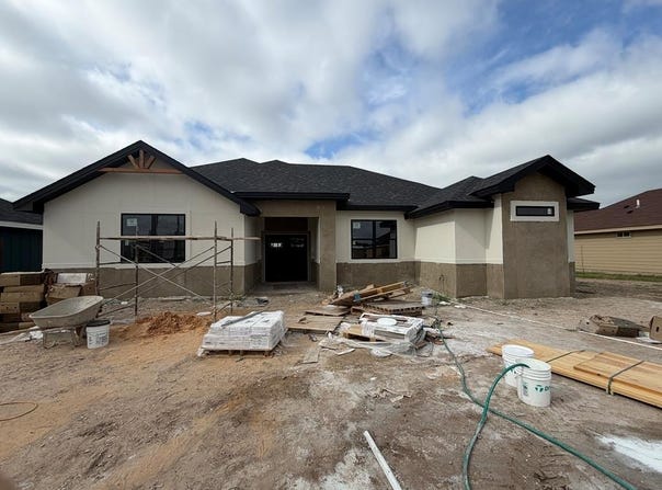 221 VIOLETA DR, Eagle Pass, TX 78852