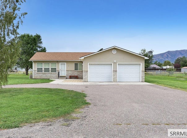 100 N High Street, Arimo, ID 83214