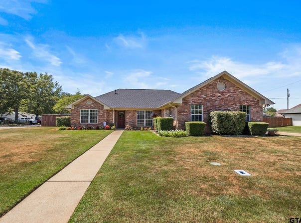 2701 Silver Spring Trail, Mt Pleasant, TX 75455