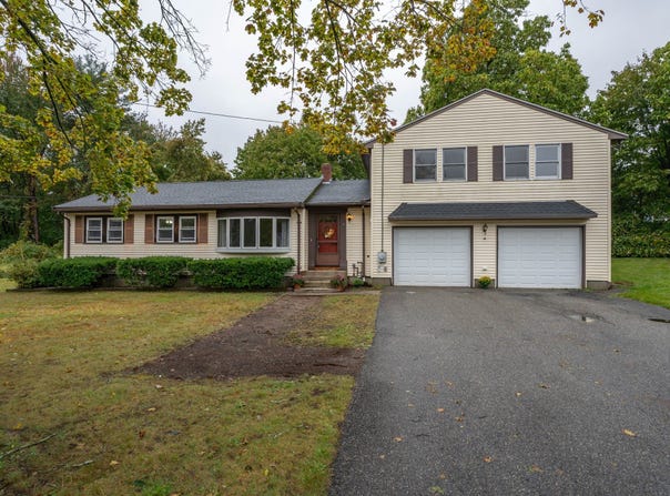 5 Martin Dr, Billerica, MA 01821