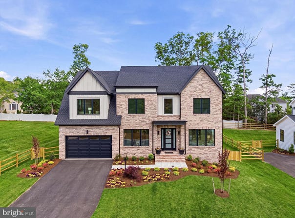 9205 FRANKS POINT Lane, LORTON, VA 22079
