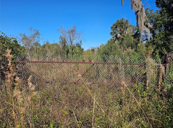 786 FORT FLORIDA Road, DEBARY, FL 32713