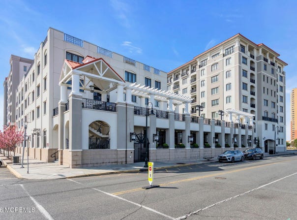 1501 Ocean Avenue N, Asbury Park, NJ 07712
