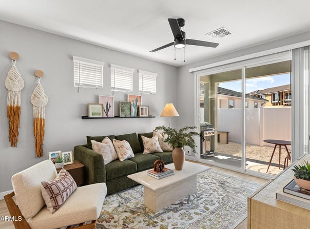 1297 E Broadway Avenue, Apache Junction, AZ 85119