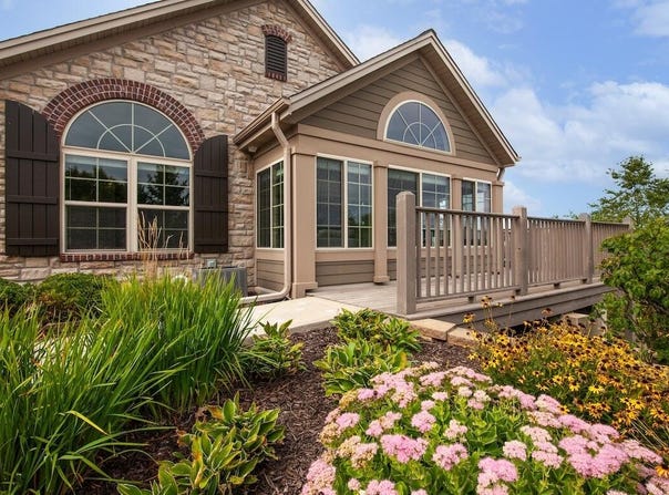 N50W25074 William Dr, Pewaukee, WI 53072