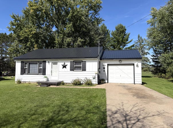 W9568 NORTH AVE, Antigo, WI 54409