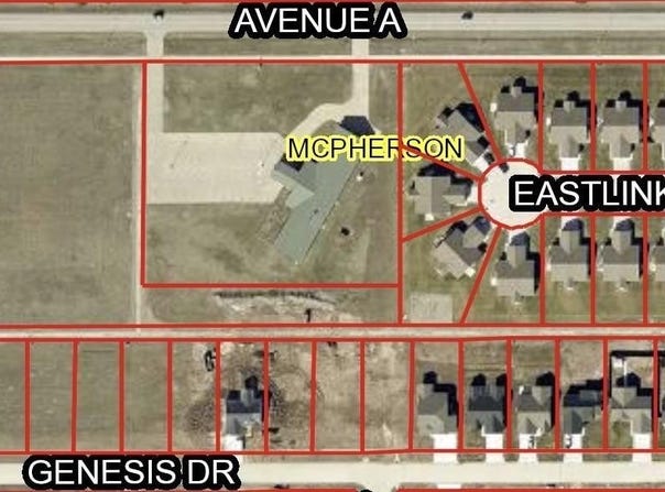 1329 Genesis Dr, McPherson, KS 67460