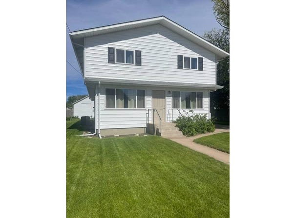 309 N Birch St, Yuma, CO 80759