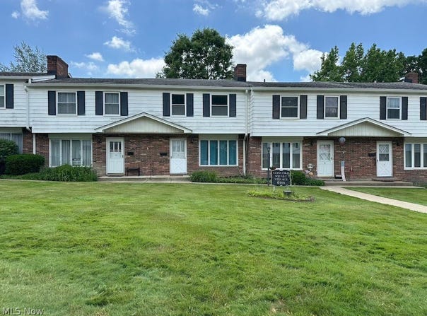 6488 State Road, Parma, OH 44134