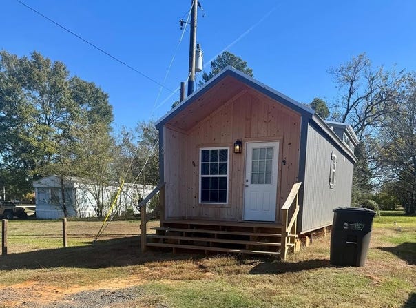 880 Presley, Hooks, TX 75561