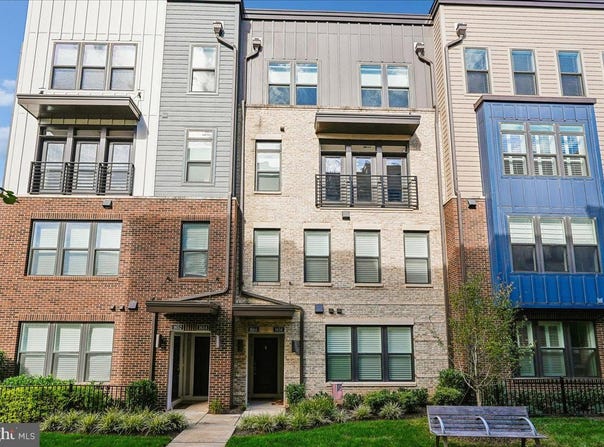 1658 BANDIT Loop, RESTON, VA 20190