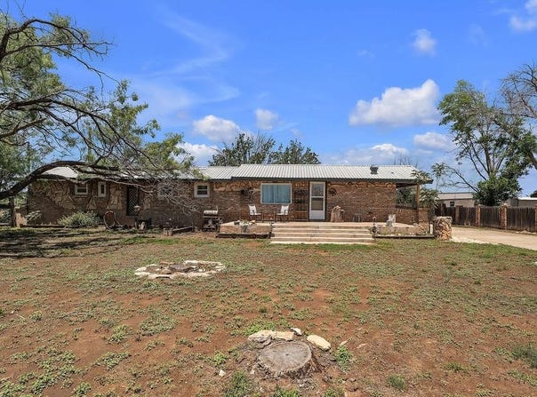 5807 Walter Rd, Big Spring, TX 79720