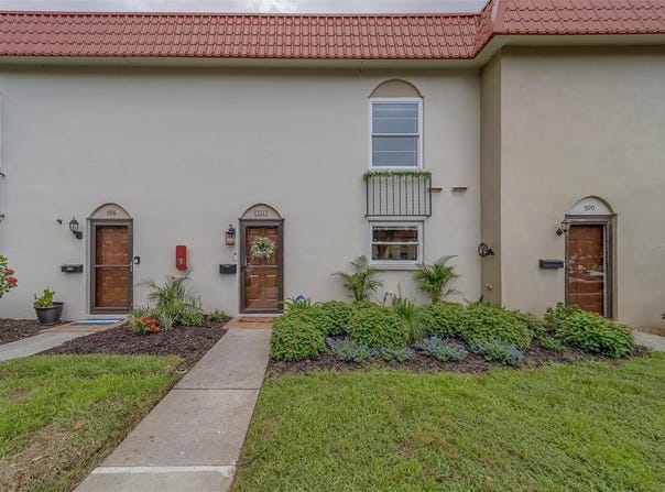 2700 BAYSHORE Boulevard, DUNEDIN, FL 34698