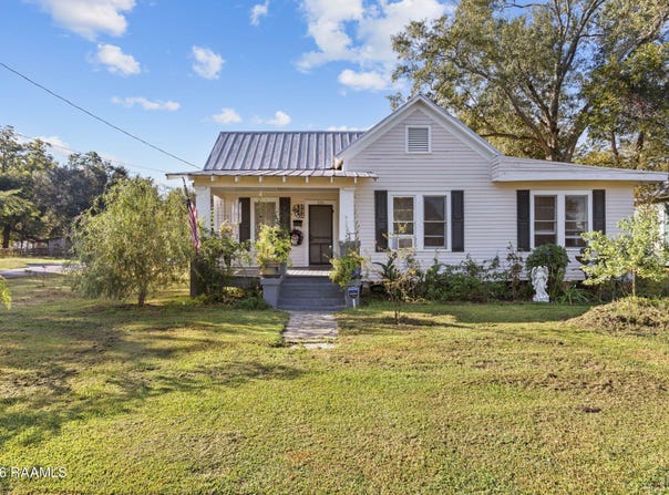 326 E Oak Street, Crowley, LA 70526