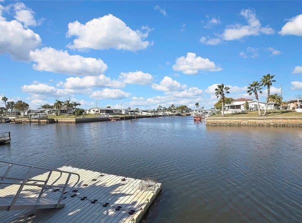 12527 1ST Isle, HUDSON, FL 34667