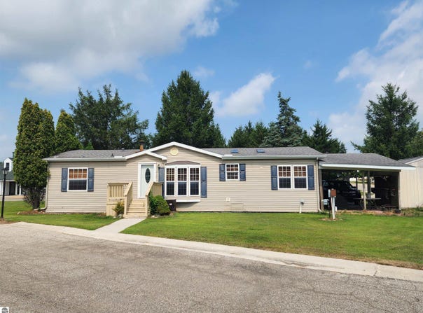 3362 Lassie Drive, Alma, MI 48801