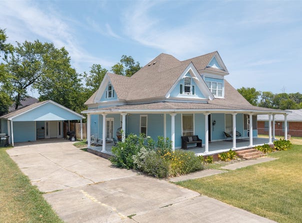 605 E 9th Street, Kemp, TX 75143