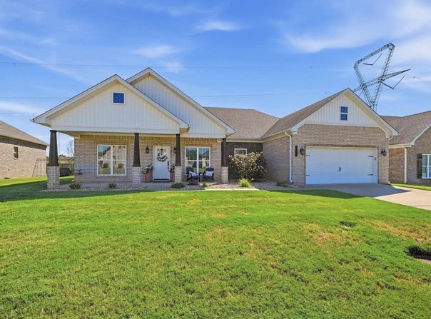 150 Grey Fox Drive, Conway, AR 72034