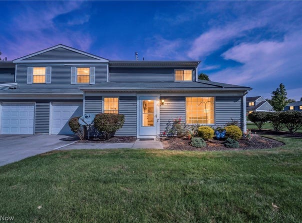 97 Firebush Lane, Northfield, OH 44067