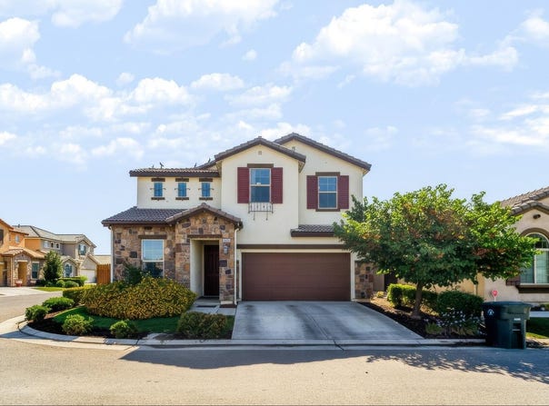 1509 Medellin Lane, Clovis, CA 93619