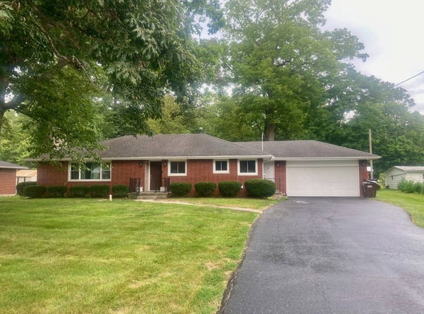3838 Kemp N Rd, Lima, OH 45807