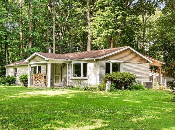 233 Acorn Ln, Lititz, PA 17543