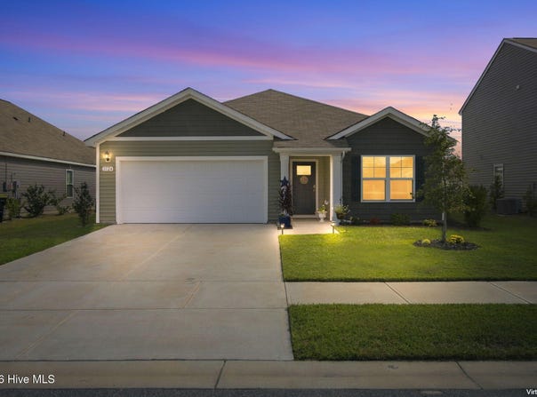 3724 Bumble Bee Drive, Shallotte, NC 28470