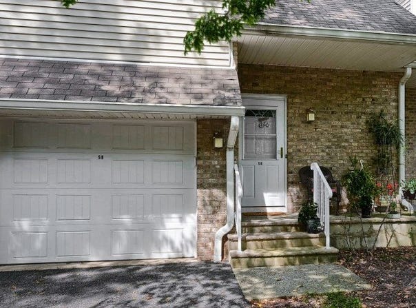 58 Parkside Ct, Wayne Twp., NJ 07470-4031