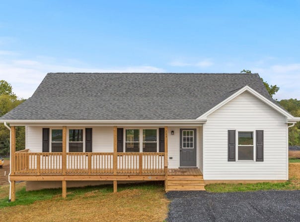 255 HOLLY HILL ST, BROADWAY, VA 22815
