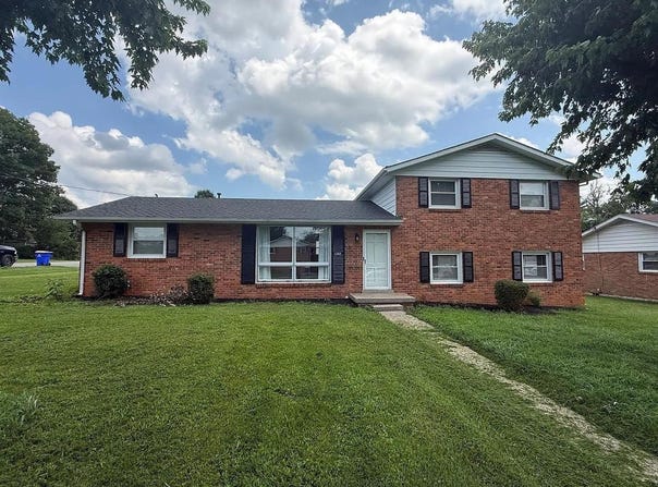 1202 Nahm Drive, Bowling Green, KY 42104