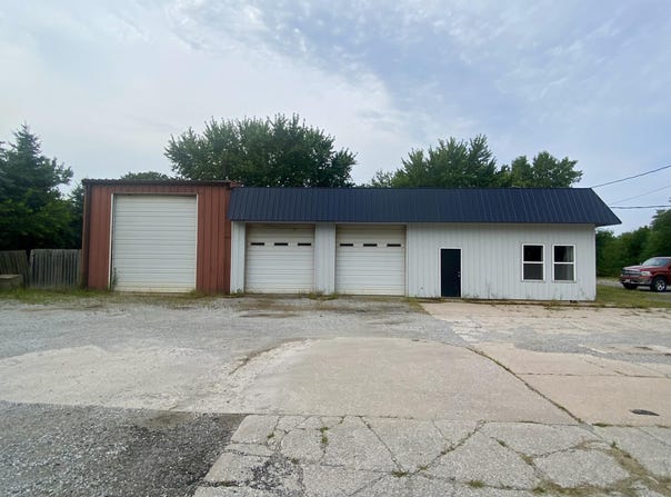 431 E Us Highway 6, Valparaiso, IN 46383