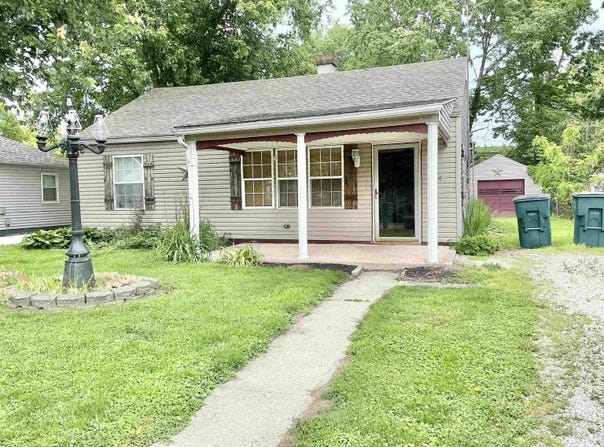 1804 E 25th Street, Muncie, IN 47302