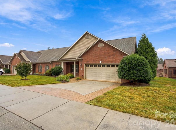 808 3rd Street NE, Conover, NC 28613