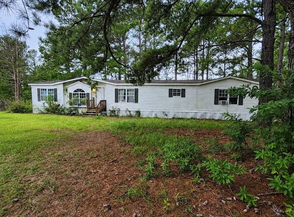 1078 Sullivan Drive, Manning, SC 29102
