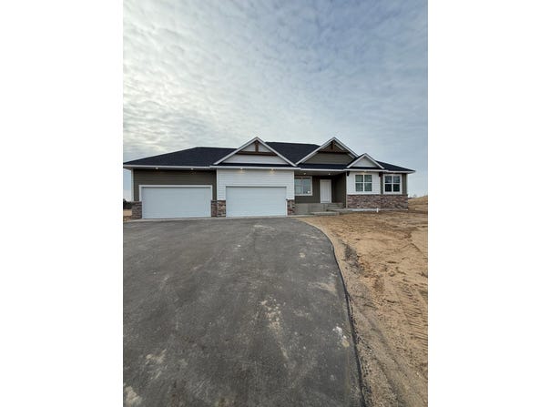 3712 Royal Lytham Court, Brainerd, MN 56401