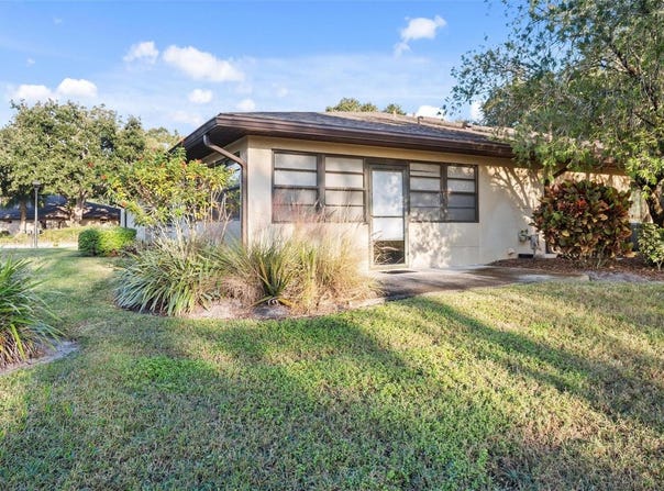 2270 FIRESTONE Place, WINTER HAVEN, FL 33884