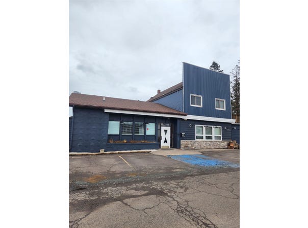 5221 E 4th St, Superior, WI 54880