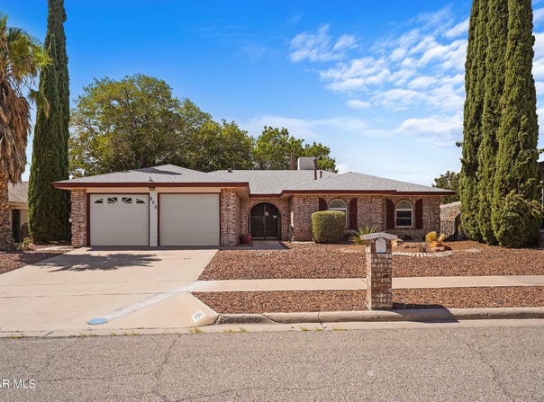 805 ESPOLON Drive, El Paso, TX 79912