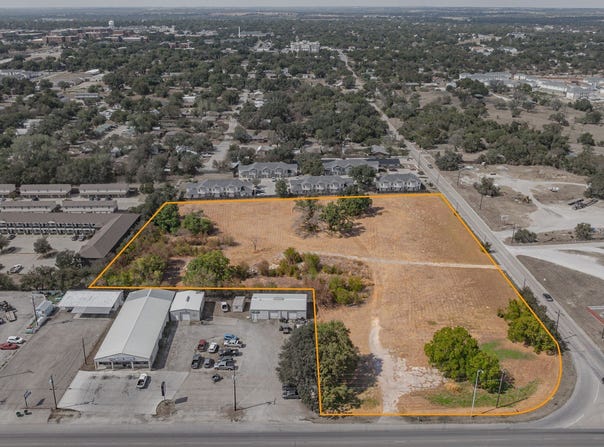 1303 W S Loop, Stephenville, TX 76401