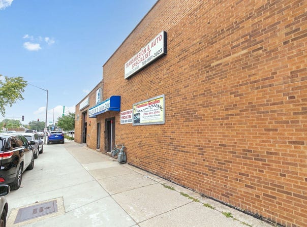 Broadview, IL 60155