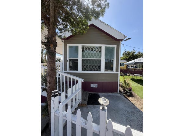701 E Pine Avenue, LOMPOC, CA 93436
