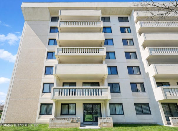 5 Windham Loop, Staten Island, NY 10314